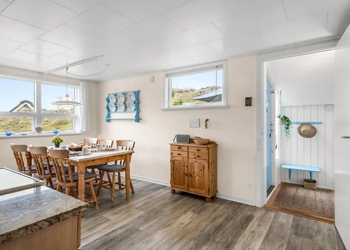 Hanne - 750m From The Sea By Interhome